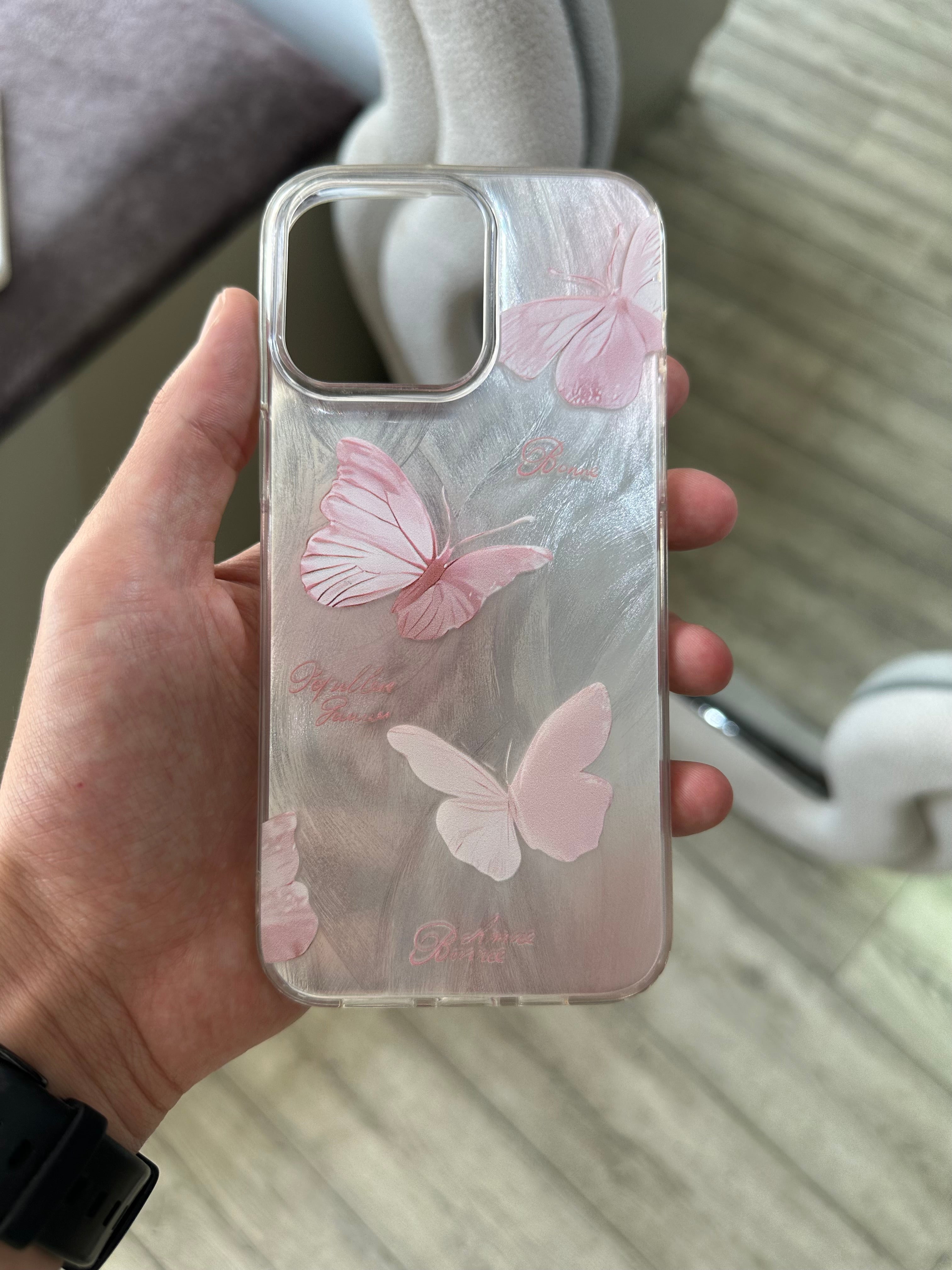Coque papillon rose