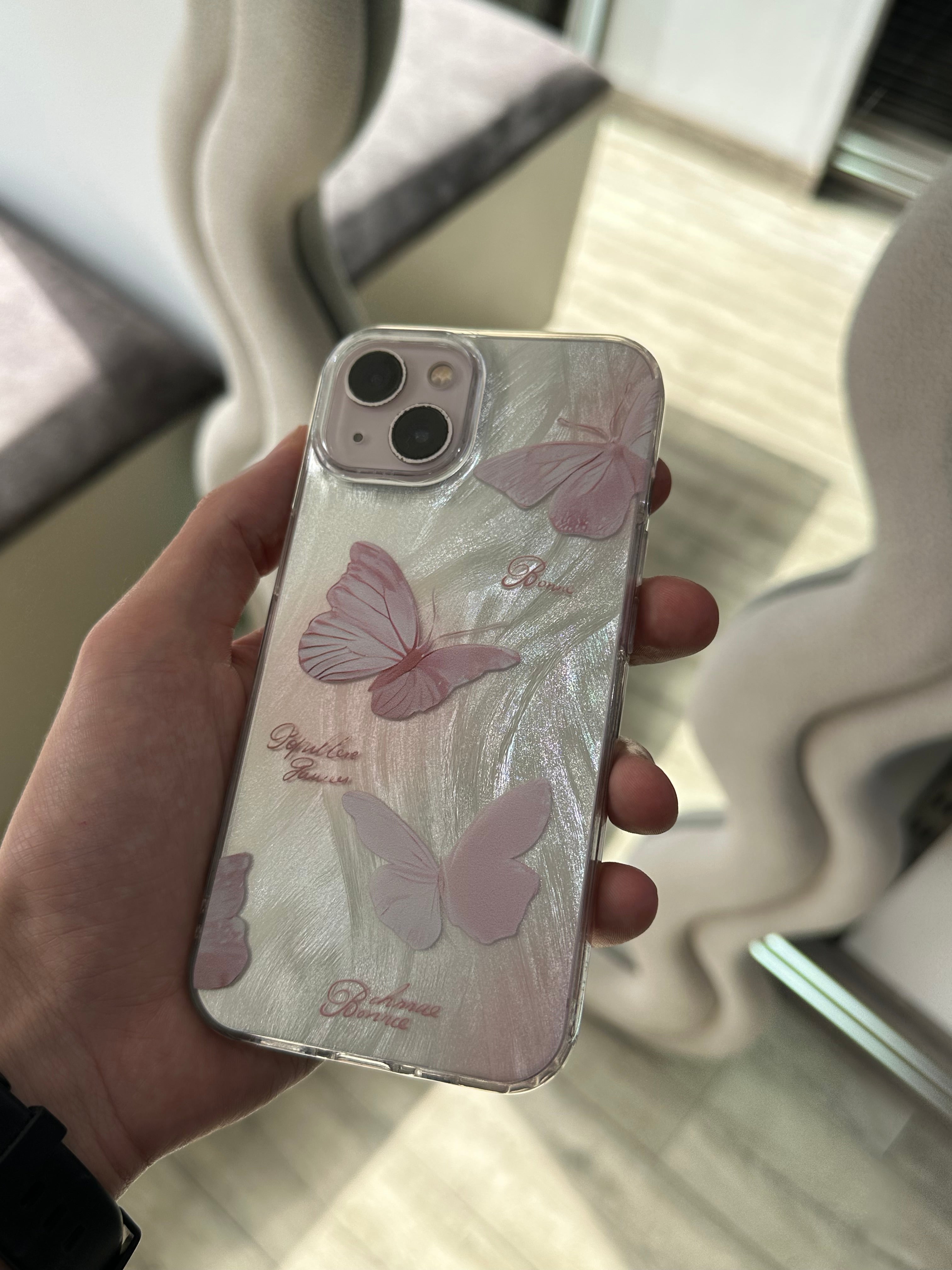 Coque papillon rose
